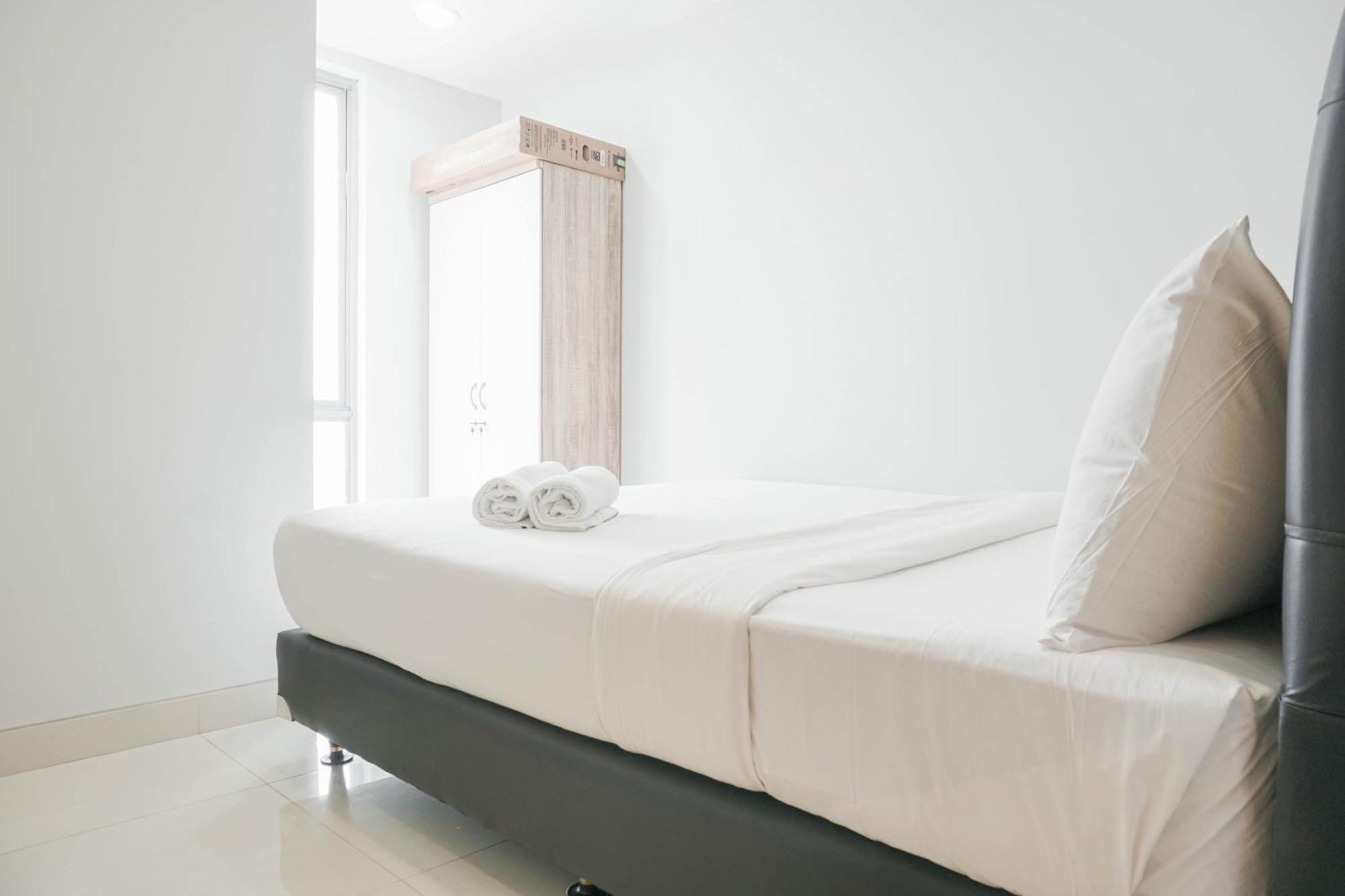 Comfy And Tidy 1br The Mansion Kemayoran Near Jiexpo By Travelio Apartemen *